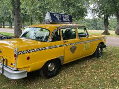 New-York-taxi-photobooth-9