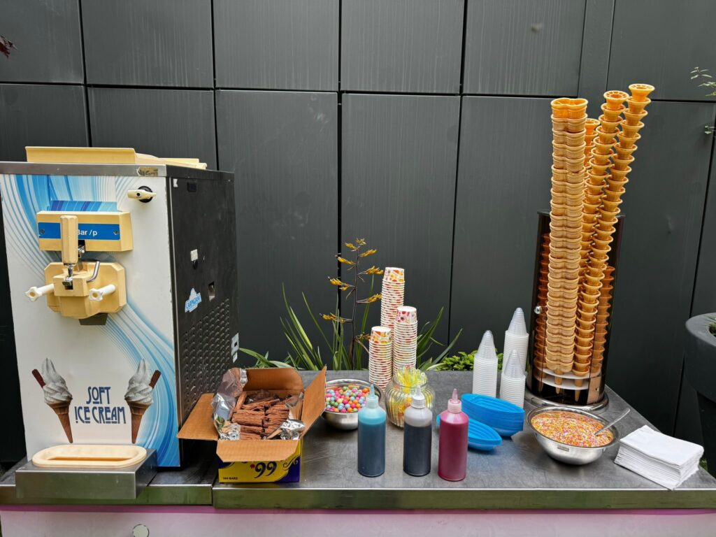 Ice cream cart hire